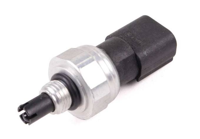 Mercedes A/C Temperature Sensor 2038300472